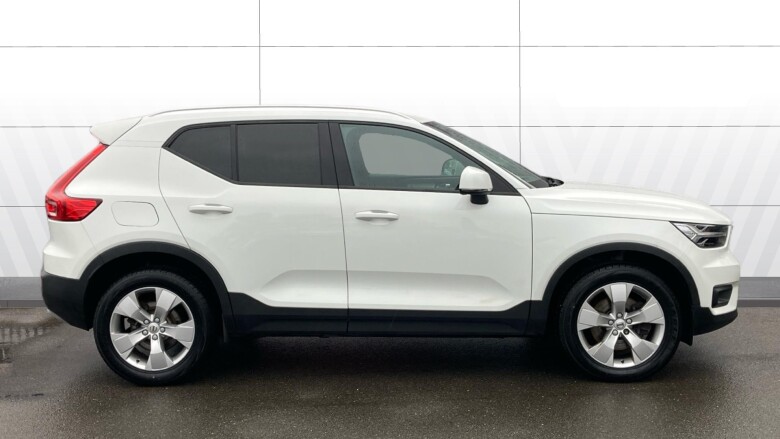 Volvo Xc40 2.0 T4 Momentum Pro 5dr AWD Geartronic Petrol Estate